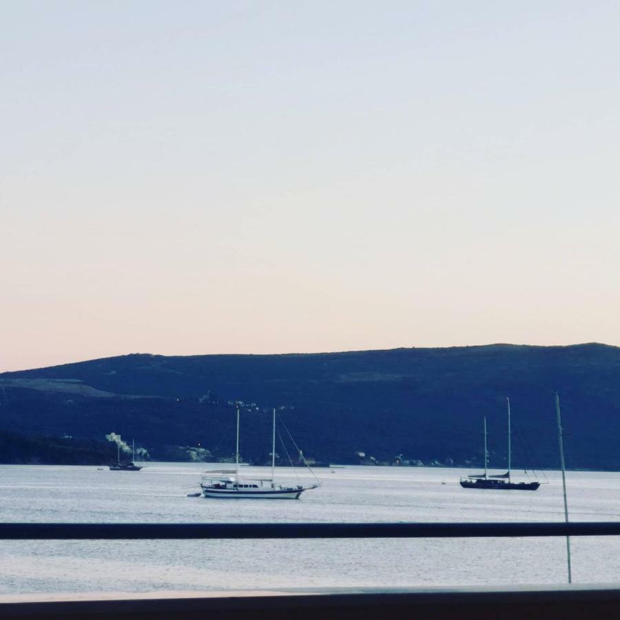 Tondo Apartman Tivat Kültér fotó